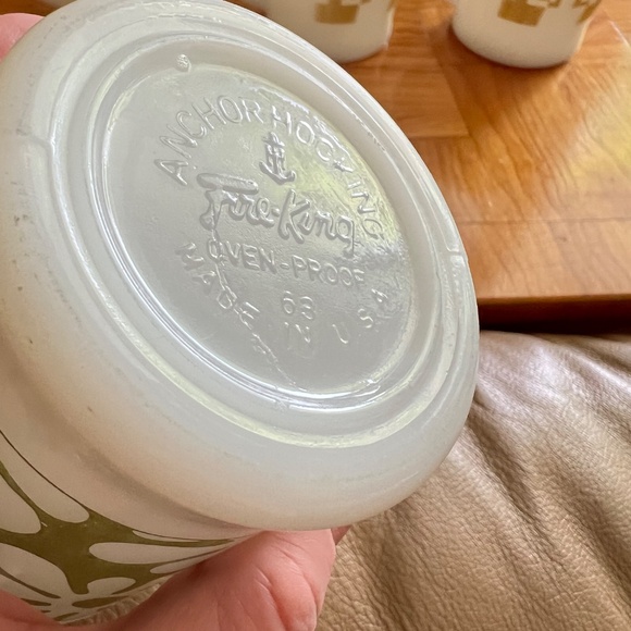 🇨🇦 Retro Fire-King Coffee Mug Lot 5 Daisy & Greek Key Milk Glass 1960s MCM VTG - Picture 3 of 5